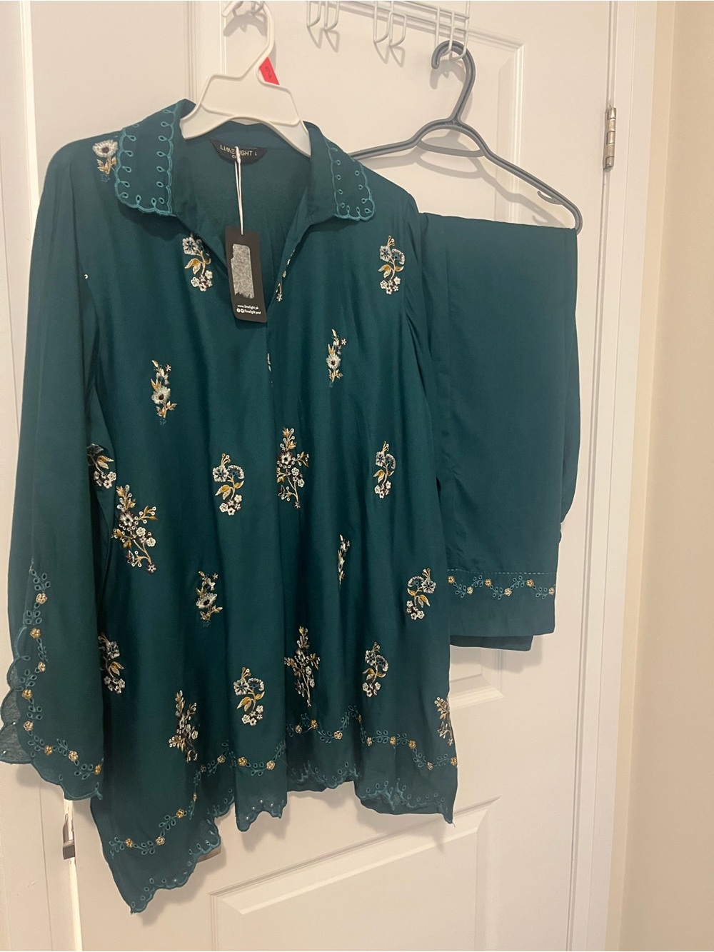 Limelight Teal Embroidered Women’s Tunic Set